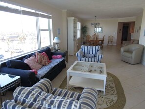 Room | Living room | TV