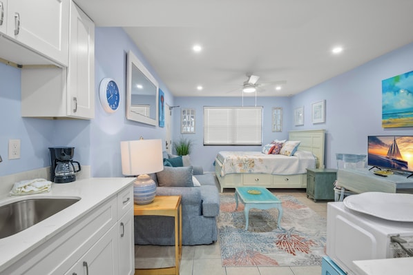 1 chambre, fer et planche à repasser, Wi-Fi gratuit, draps fournis