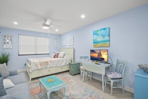 1 bedroom, iron/ironing board, free WiFi, bed sheets