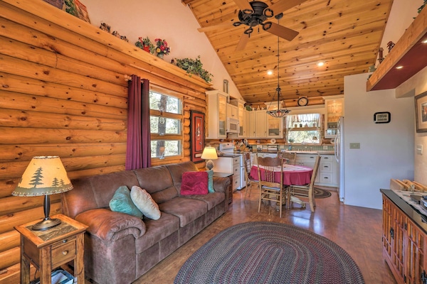 Williams Vacation Rental Cabin | 2BR | 2BA | 864 Sq Ft | Steps Required