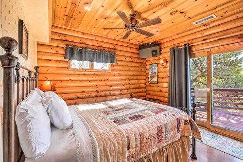 Quaint Williams Cabin Near Grand Canyon