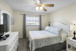 1 bedroom, iron/ironing board, free WiFi, bed sheets - 🌴 Sea Breeze #505  Direct Gulf Front Condo with Balcony Views (Madeira Beach)