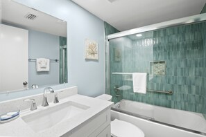 مجففات شعر، مناشف