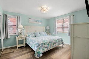 2 makuuhuonetta, silitysrauta/-lauta, ilmainen Wi-Fi, vuodevaatteet