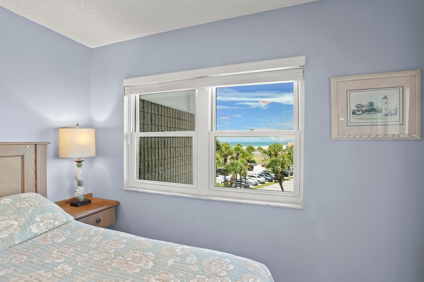 Gulf Strand Resort 408 1br 2ba - St. Pete Beach, FL