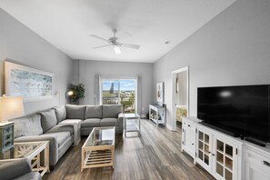 TV, DVD player - 🌅 Madeira Bay Resort – Spacious 3-Bedroom Condo with Marina Views & Pet-Friendly Comfort (Madeira Beach)