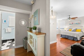 Iron/ironing board, free WiFi, bed sheets