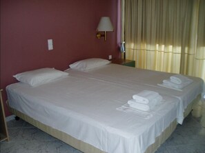 무료 WiFi, 침대 시트