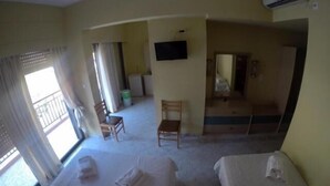 Unclassified image, 4 of 27, button - Riviera Hotel (Kefalonia)