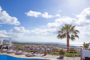 Outdoor pool - Near to Beach (Alcaidesa)