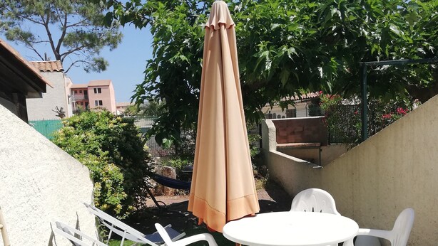 Outdoor dining - Rental Apartment Marseillan beach 4-5 persons, seaside. (Marseillan)