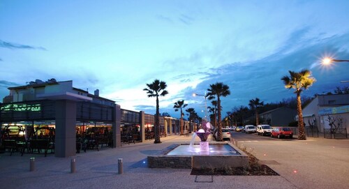 Location Appartement marseillan plage 4-5 pers,bord de mer.