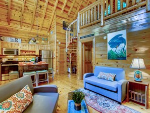 Smart TV, caminetto, videogiochi