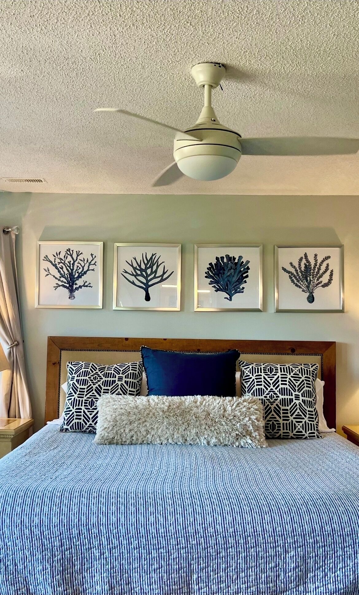 4 Schlafzimmer, Schreibtisch, Bügeleisen/Bügelbrett, Reisekinderbett