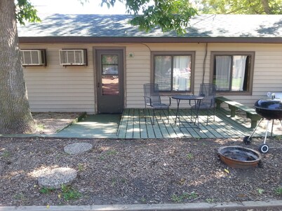 Cottage 4 is great for family gatherings, & fishing on Lake Osakis!