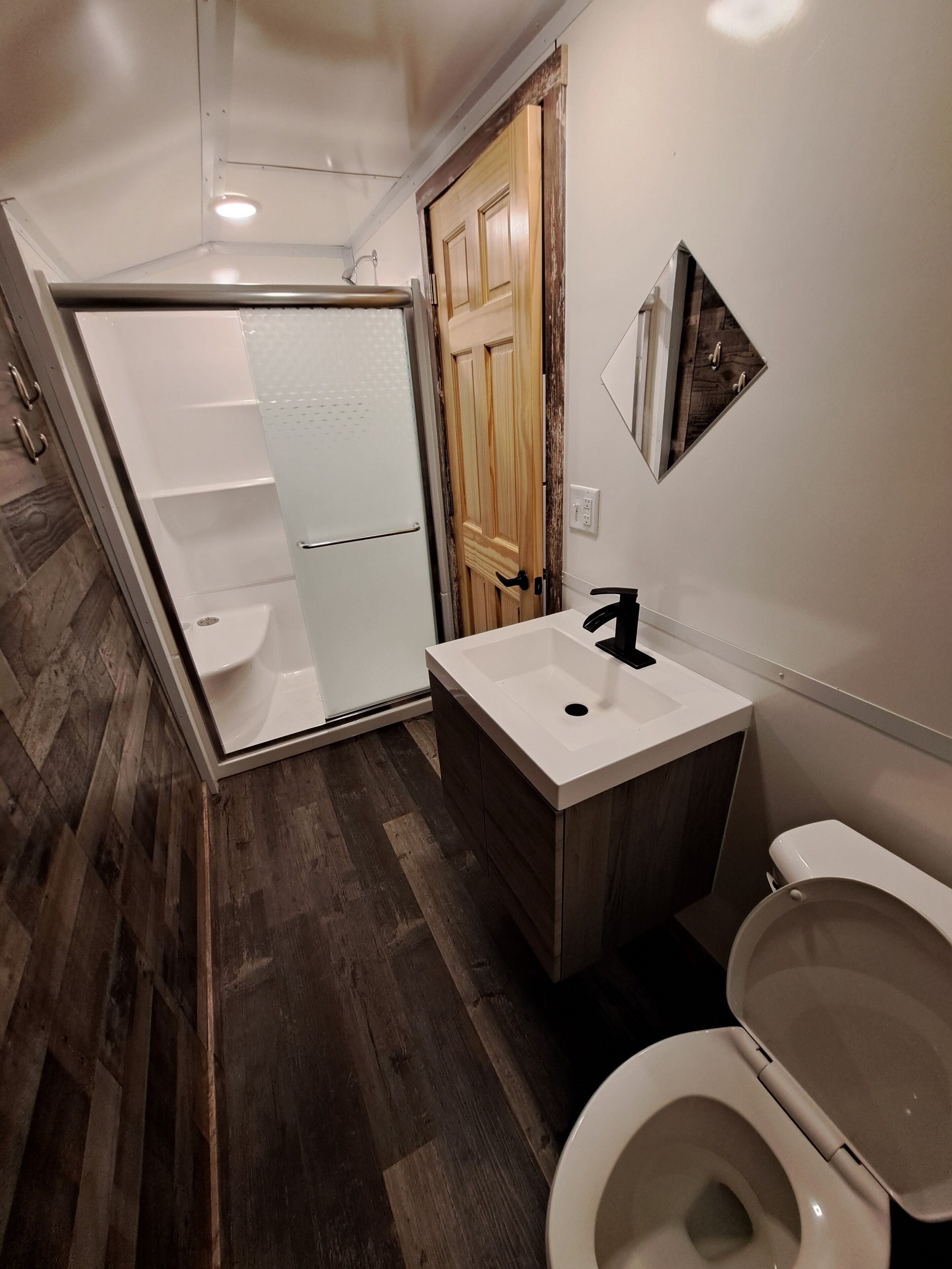 Shower, soap, toilet paper