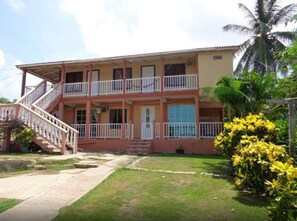 Front of property - Posada Sweet Anashly (Providencia)