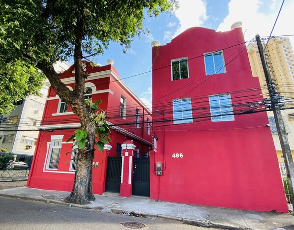 Front of property - Reef Hostel & Pousada (Recife)
