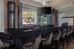 Bar (on property) - Hyatt House Augusta Downtown (Augusta)