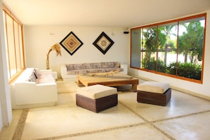 Zona de estar del vestíbulo