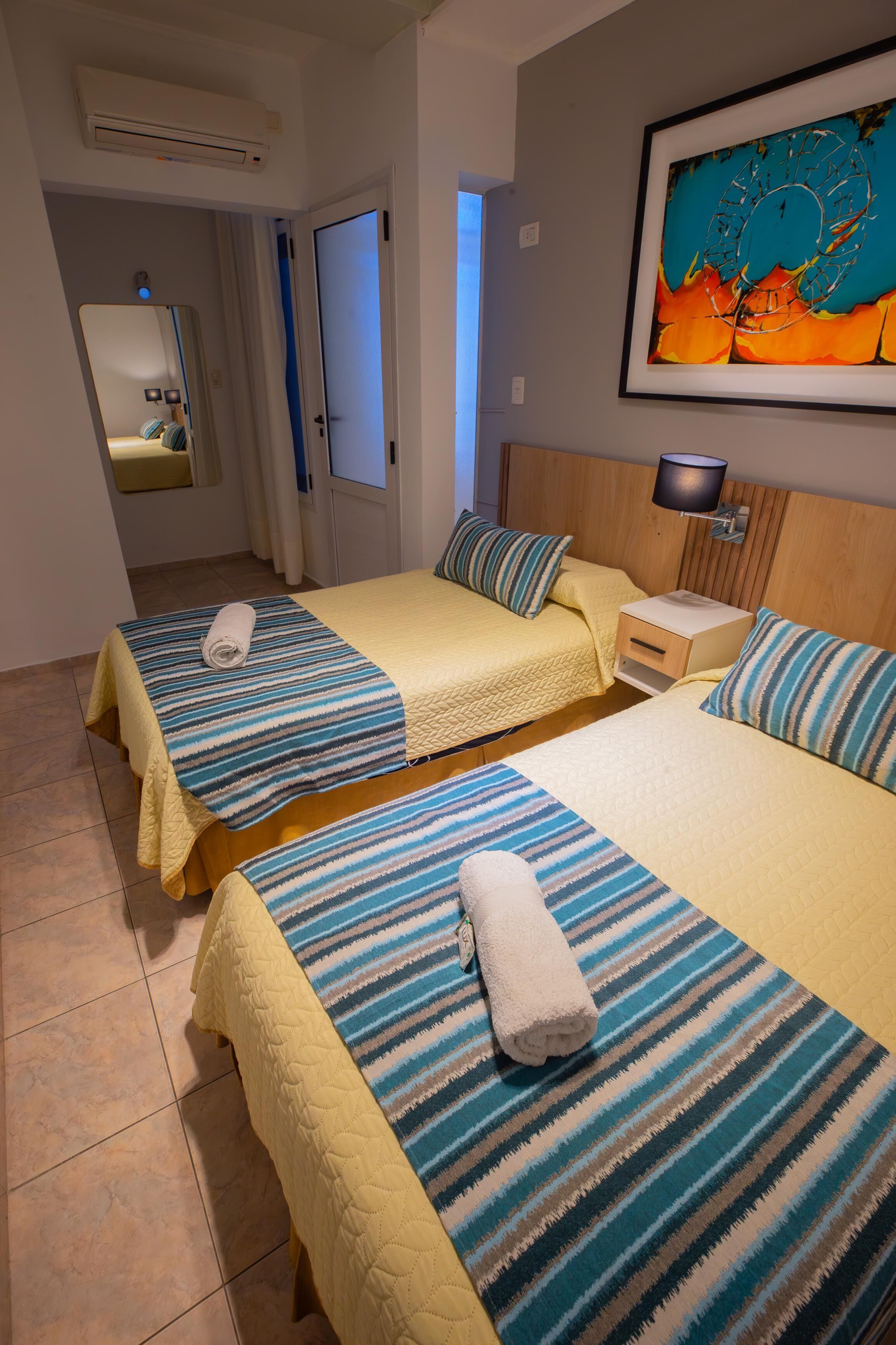 In-room safe, soundproofing, free WiFi, bed sheets