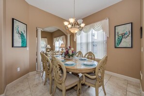 Dining - Oasis Villa - Heated Pool and Spa near Disney! (Davenport)