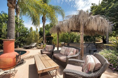 TheTiny Beach House at Coral Tree House