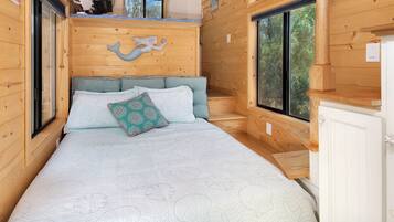 Fer et planche à repasser, Wi-Fi gratuit, draps fournis