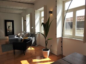 Interior - Oporto Delight 1.3 - Luxury Apartment in Historic Center - 2 bedrooms, Max 4p (Porto)