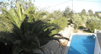 4 bedroom villa with pool in L'ampolla 2 km from the beach