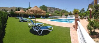 La Casita de Rufo, with pool, barbecue and wifi 10 minutes from the center of Granada