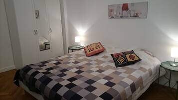 2 chambres, bureau, fer et planche Ă  repasser, Wi-Fi