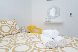 Appartamento Deluxe, 1 letto queen, non fumatori | 1 camera, ferro/asse da stiro, Wi-Fi gratuito, lenzuola