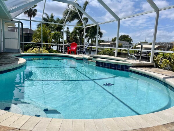 Outdoor pool, a heated pool