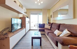 Smart TV - Cozy apartment in Cabanes with WiFi (Cabanes)