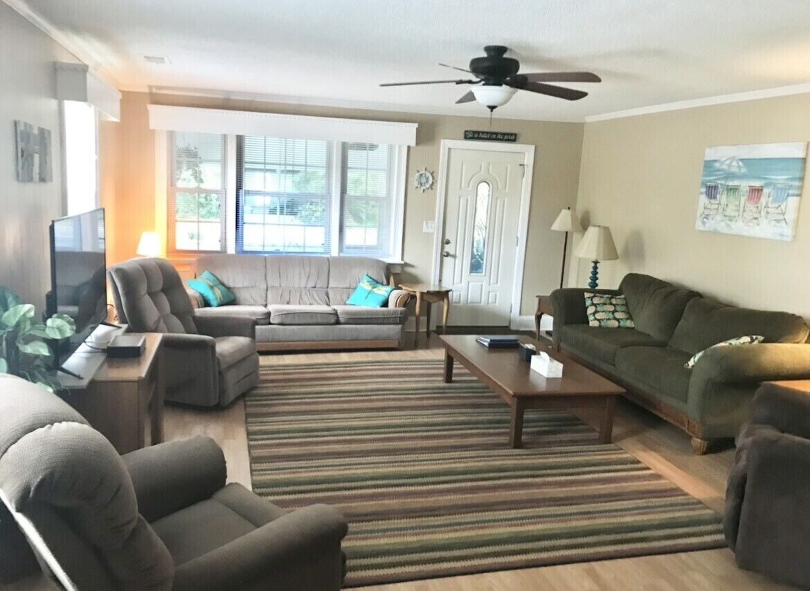 Smart TV, table football, ping pong, books