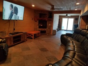Smart TV, fireplace, video games