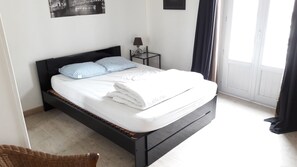 3 chambres, fer et planche à repasser, accès Internet