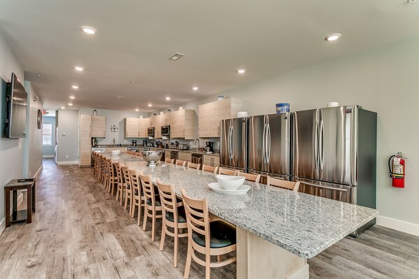 Fridge, microwave, oven, stovetop - NOTHING BEATS THIS:huge KITCHEN/DINING sleeps 50,huge pool,Cinema, 50 ft to SAND (North Myrtle Beach)