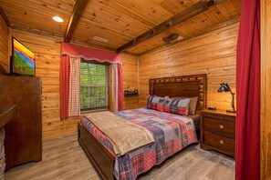 2 makuuhuonetta, silitysrauta/-lauta, Wi-Fi, vuodevaatteet