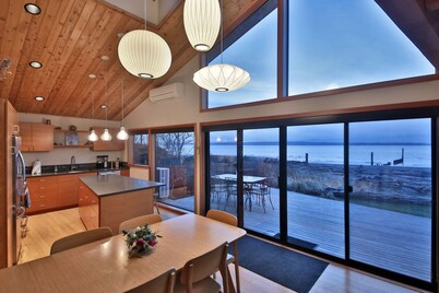 KINGFISHER BEACH HOUSE - FRENTE AL OESTE - FRENTE AL MAR - SANDY BEACH