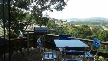 House, 3 Bedrooms | Terrace/patio