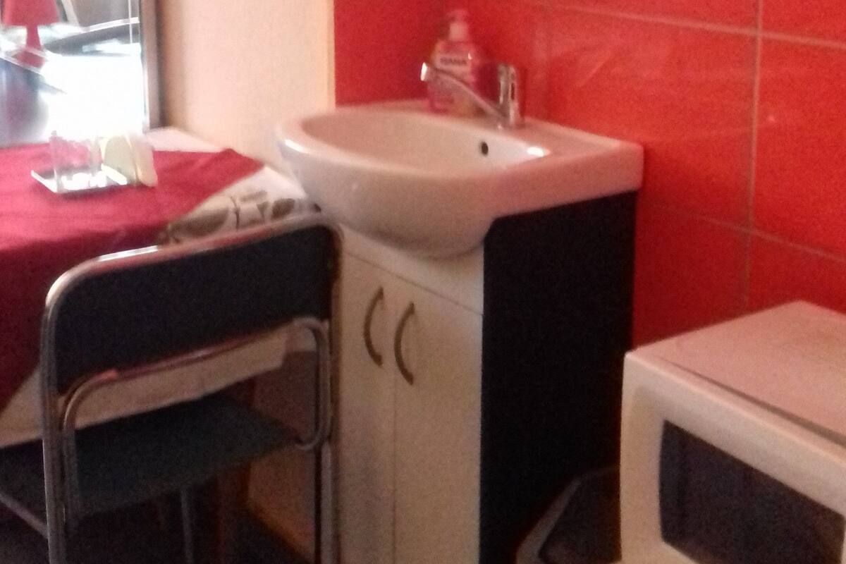 Camera tripla, bagno condiviso (2) | Wi-Fi gratuito, lenzuola