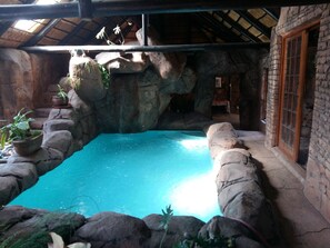 Indoor pool - Pride Rock Accommodation (Middelburg)