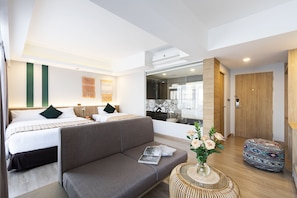 Deluxe Double Room Single Use | In-room safe, desk, free WiFi, bed sheets