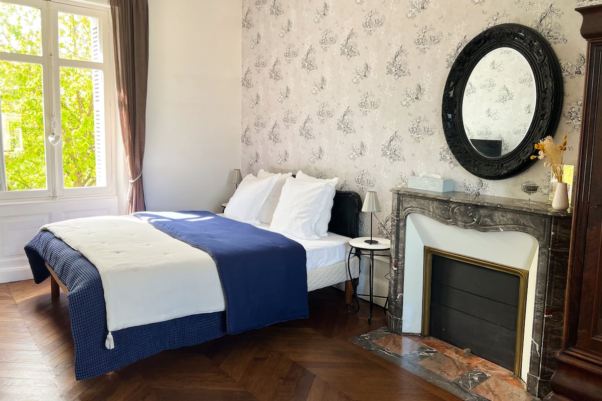 Habitació doble estàndard, 1 llit de matrimoni, no fumadors | Cortines opaques, wifi gratuïta i roba de llit