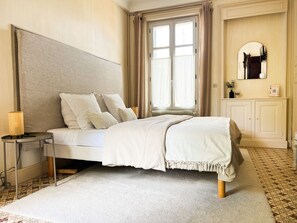 Tweepersoonskamer | 1 slaapkamer, verduisterende gordijnen, gratis wifi, beddengoed