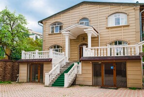 Front of property - Pansionat Vershina (Kislovodsk)