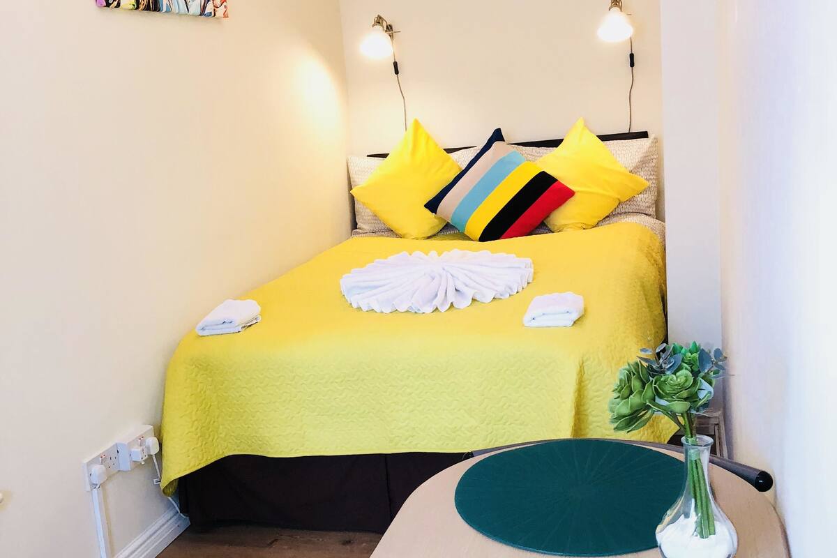 Chambre double, salle de bains commune (RP1) | 1 chambre