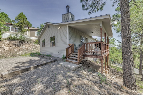 Ruidoso Vacation Rental | 2BR | 1BA | Stairs Required | 1,064 Sq Ft